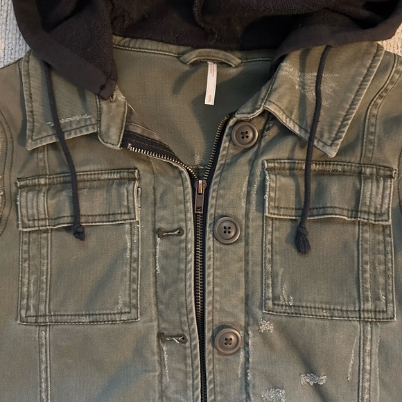 Jacket - Picture 8 of 8